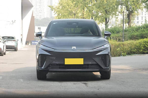 小米YU7:用法拉利的魔法打败特斯拉