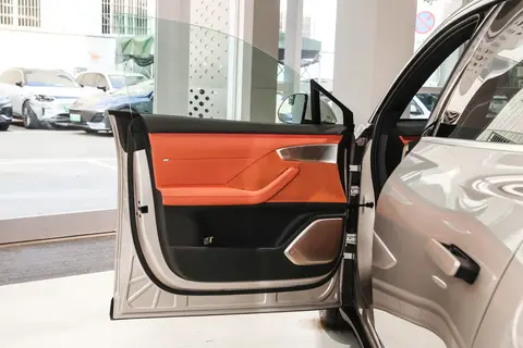 20万级纯电SUV，乐道L60是