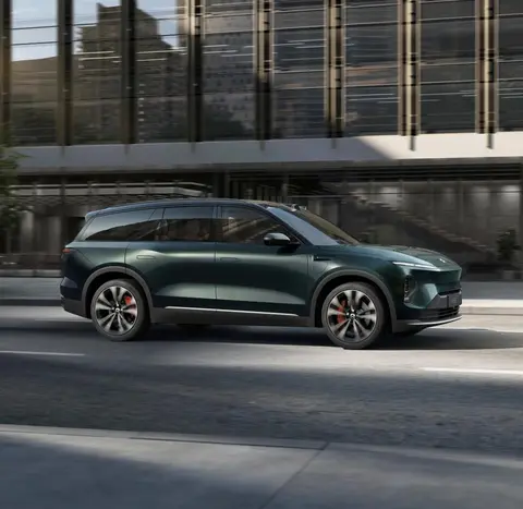 极氪9X、问界M9、理想L9,谁是新中产家庭的全能座驾?